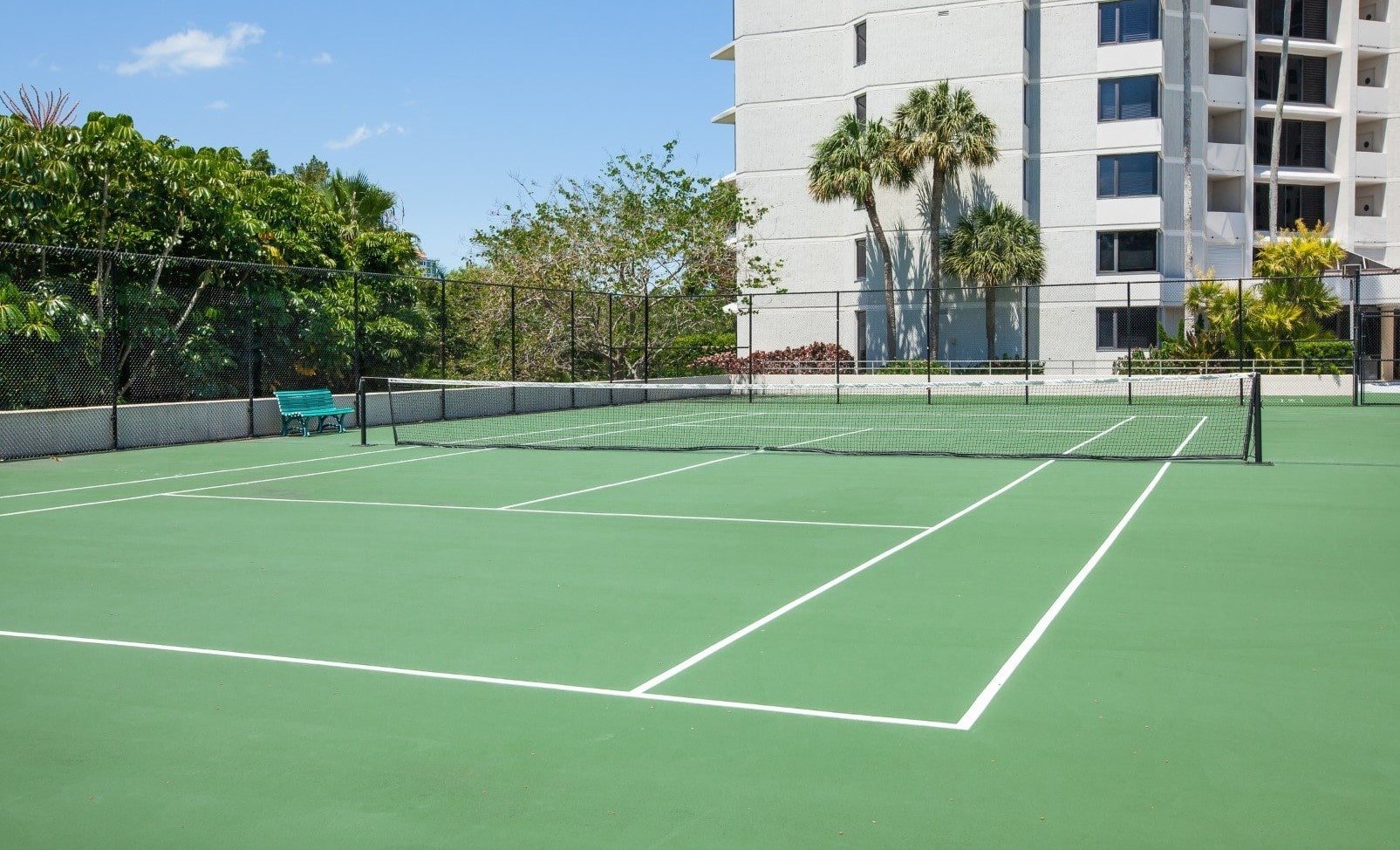 Pelican Bay real estate amenities
